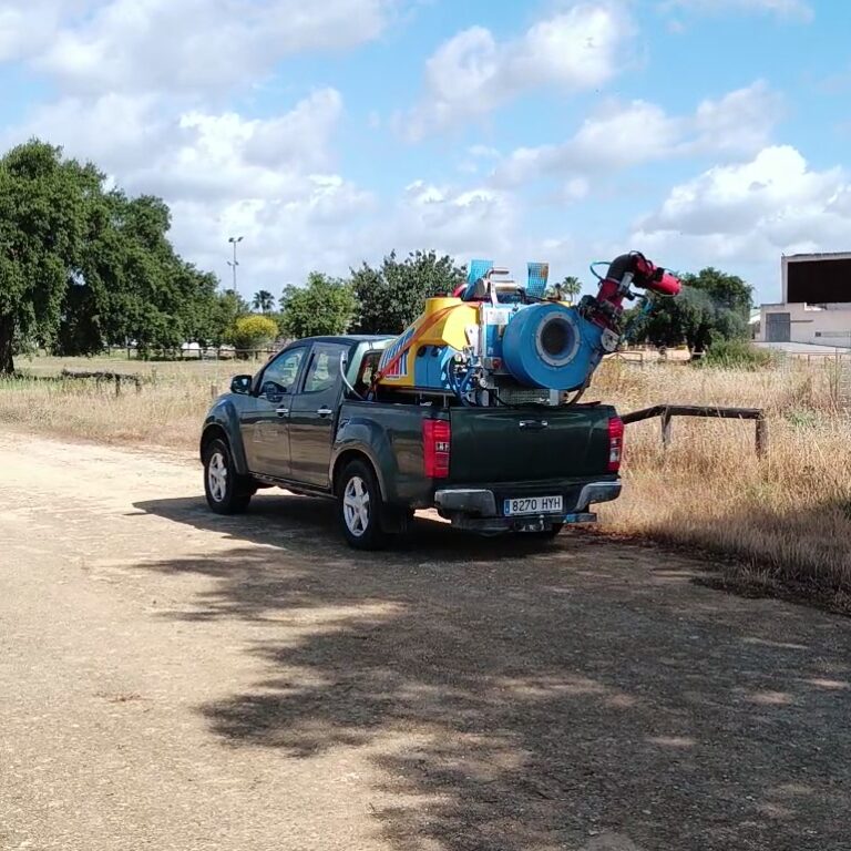 Tratamiento adulticida contra el mosquito