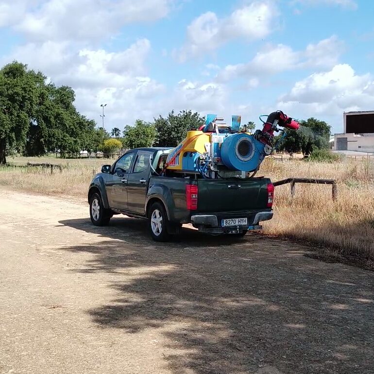 Tratamiento adulticida contra el mosquito